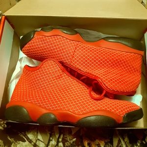 Air Jordan Horizon Black/Gym Red Size 12